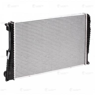 Радиатор двигателя LRc 26181